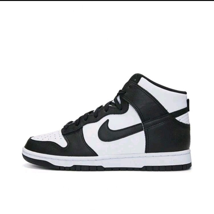 Nike Dunk Hi Retro Retro Sneakers